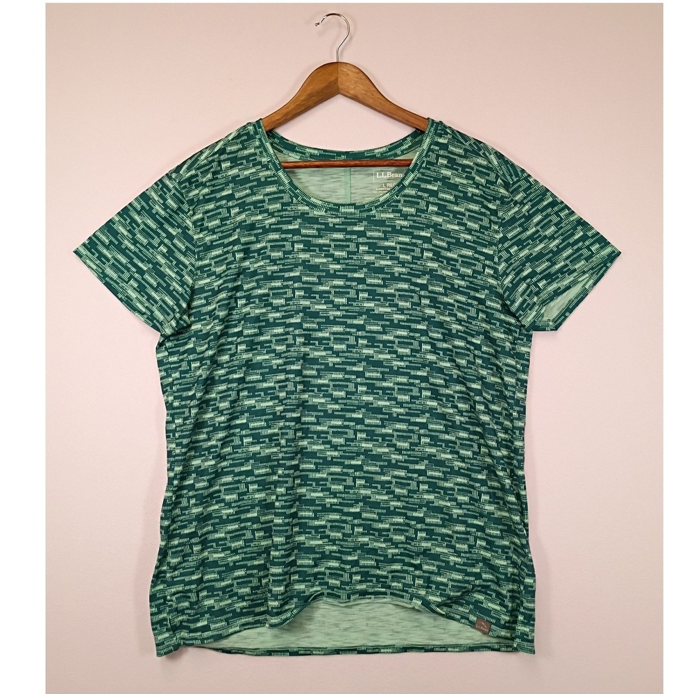 Outdoor Activewear L.L.Bean Womens Large Green Geometric Short Sleeve Tee 511678